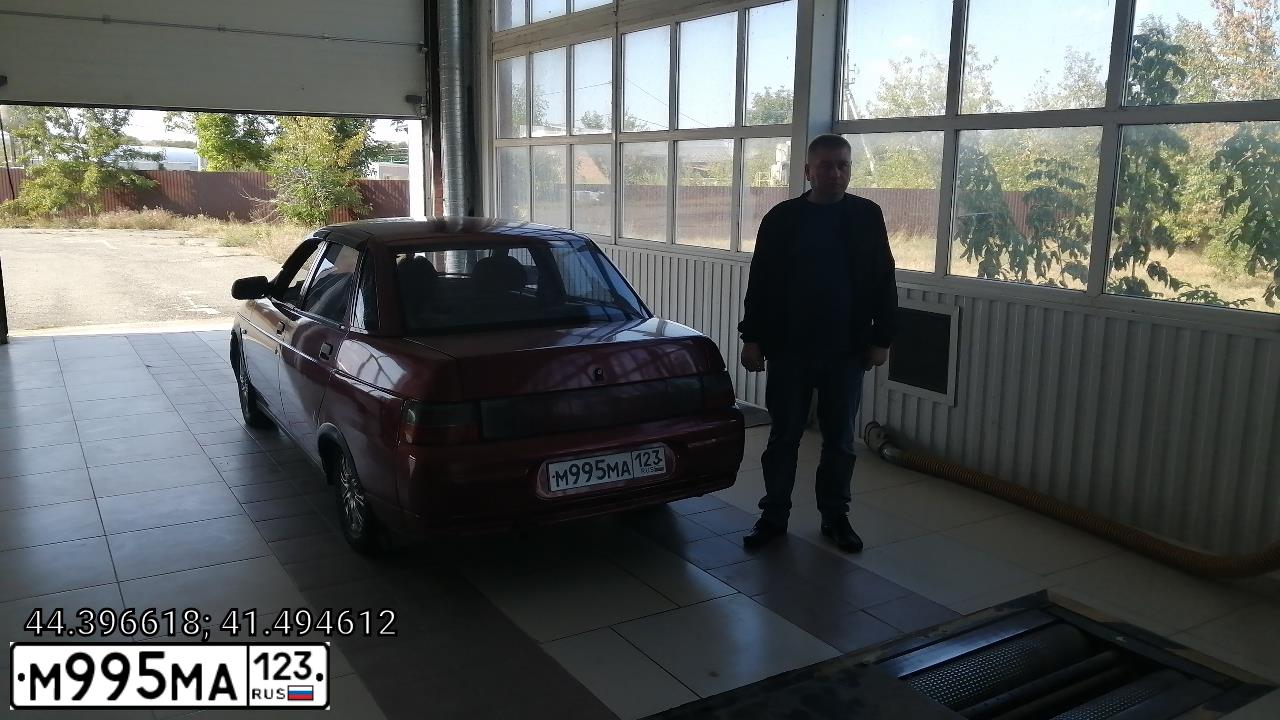 Фото автомобиля LADA 2110, 2000 — госномер Т305ЕА180