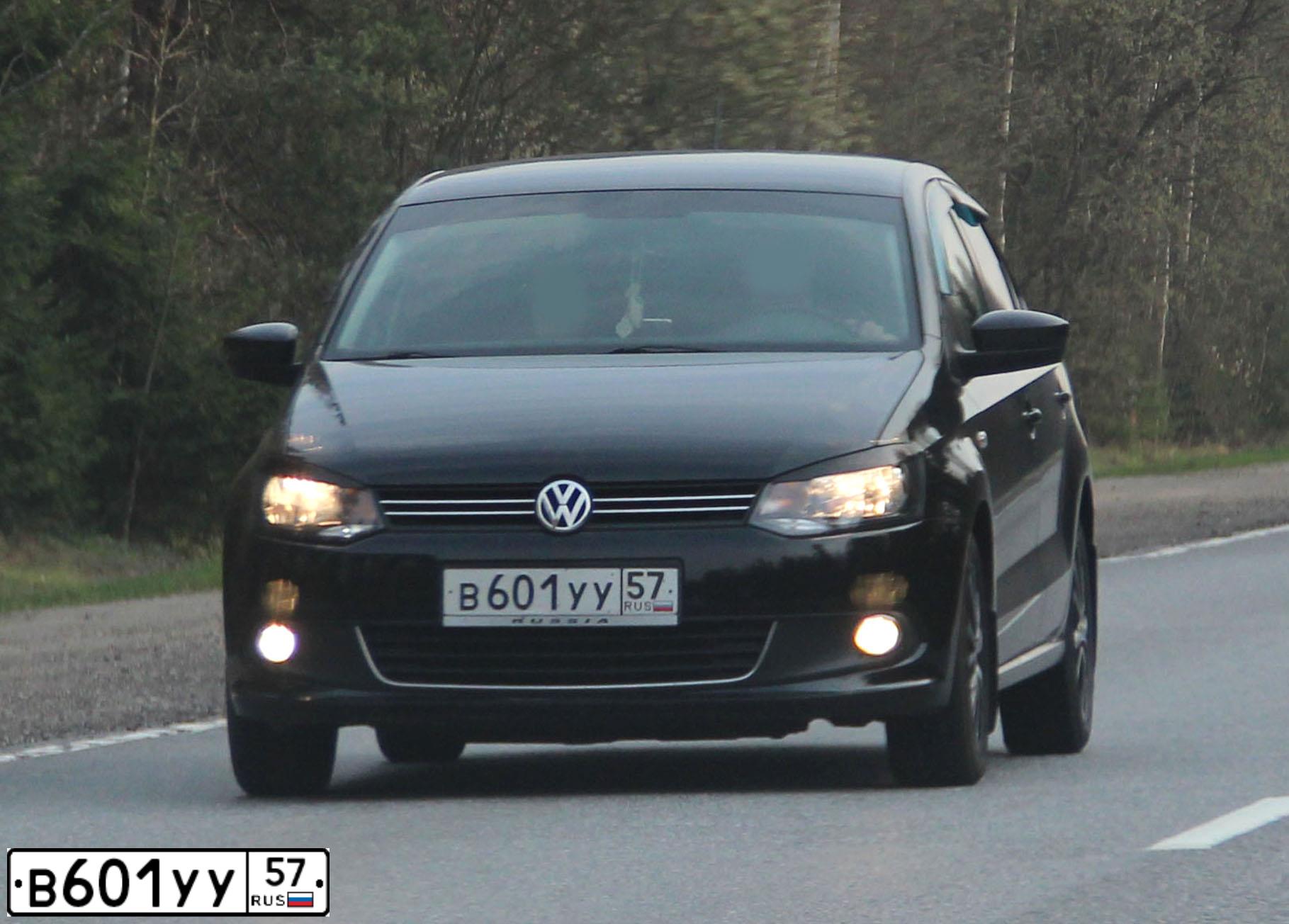 Фото автомобиля VOLKSWAGEN POLO, 2011 — госномер О801АЕ46. Цвет: ЧЕРНЫЙ