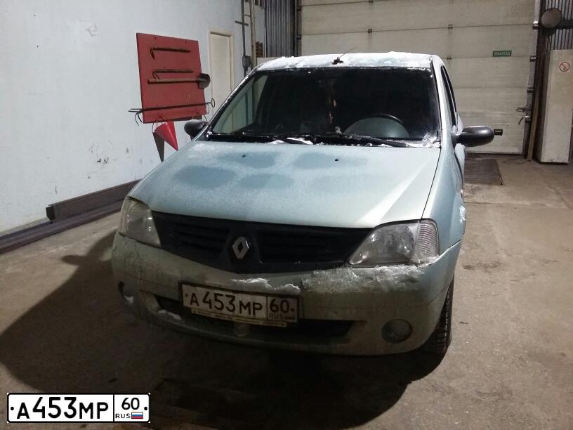 Фото автомобиля RENAULT LOGAN SR, 2006 — госномер В350УК60. Цвет: СВЕТЛО-ЗЕЛЕНЫЙ