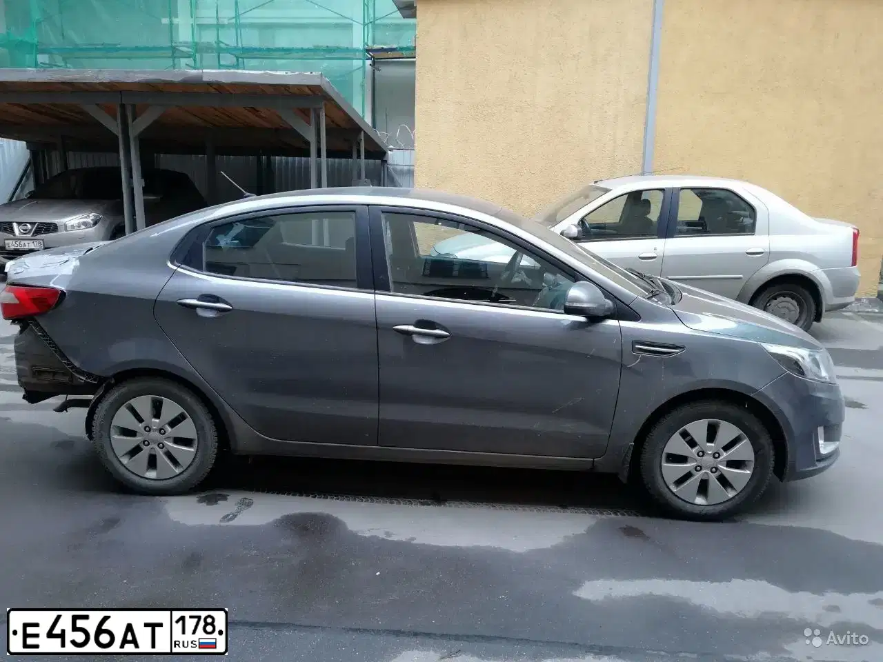 Фото автомобиля NISSAN QASHQAI, 2010 — госномер Р188ХО22. Цвет: СВЕТЛО-КОРИЧНЕВЫЙ