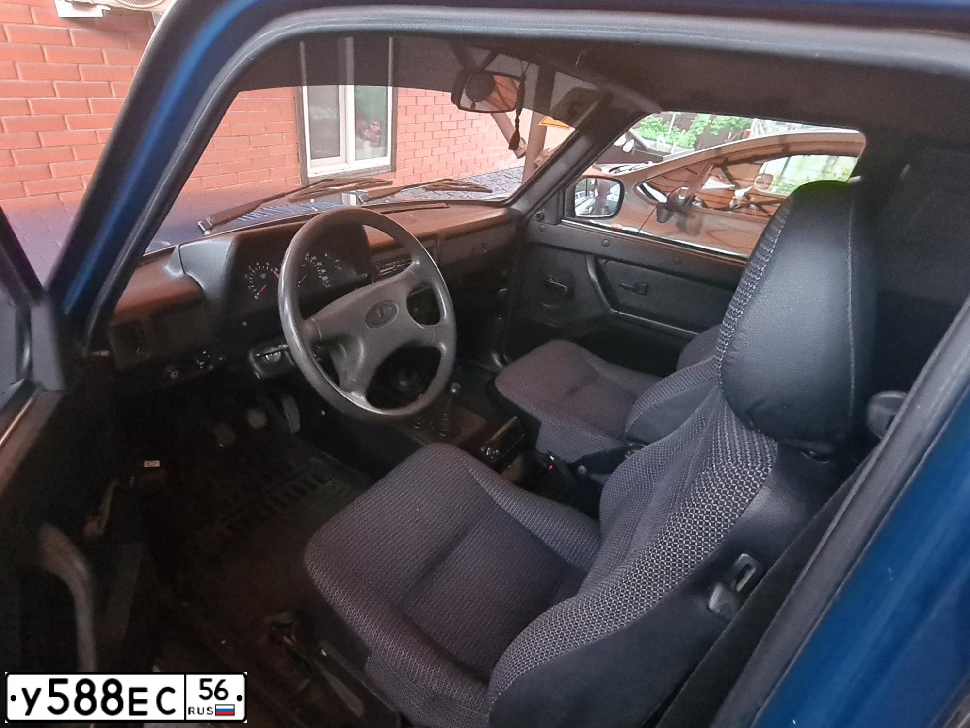Фото автомобиля LADA 2121 NIVA, 2013 — госномер У588ЕС56. Цвет: СИНЕ-ЗЕЛЕНЫЙ