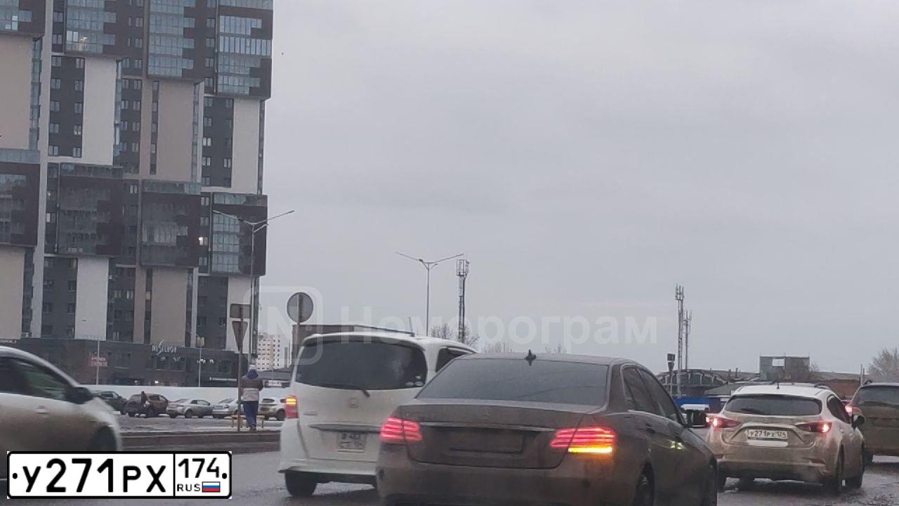 Фото автомобиля HYUNDAI SOLARIS, 2012 — госномер С341ОЕ45. Цвет: ЧЕРНЫЙ