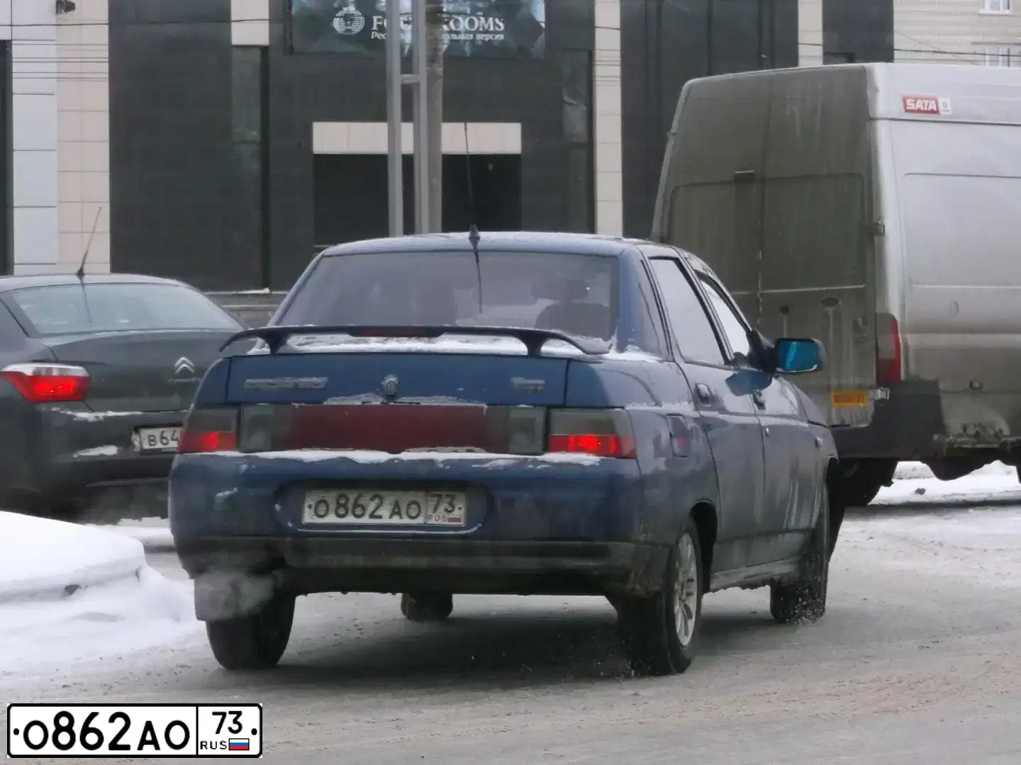Фото автомобиля LADA 2110 LADA, 2002 — госномер О862АО73. Цвет: СЕРЕБРИСТЫЙ ЯРКО-СИНИЙ