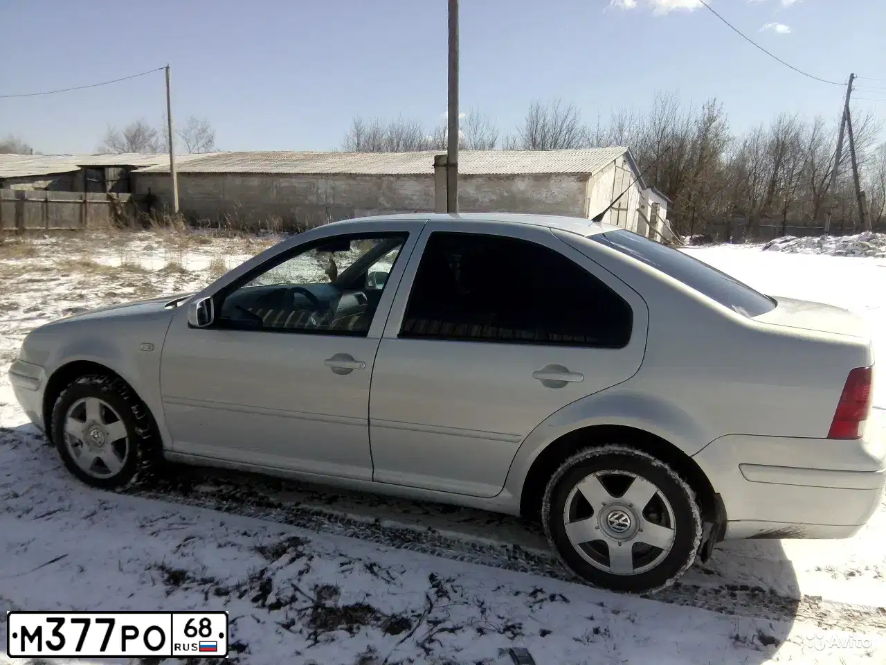 Фото автомобиля VOLKSWAGEN BORA, 1999 — госномер М377РО68. Цвет: СВЕТЛО-СЕРЫЙ