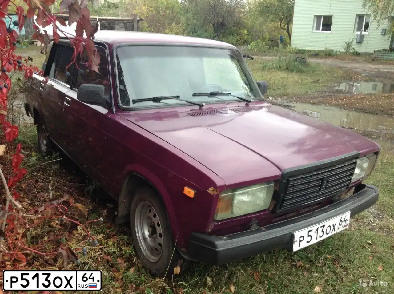 Фото автомобиля LADA 2107, 2002 — госномер Р513ОХ64. Цвет: ФИОЛЕТОВЫЙ