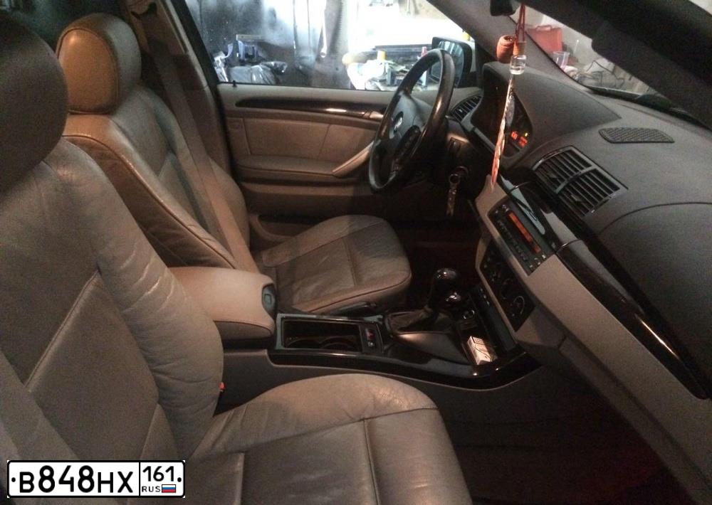Фото автомобиля БМВ X5 3.0I, 2000 — госномер В605МТ156. Цвет: СЕРЕБРИСТЫЙ