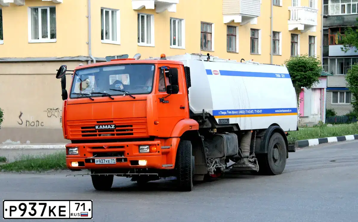 Фото автомобиля ТКМ 321, 2013 — госномер Х384СС71. Цвет: БЕЛЫЙ ОРАНЖЕВЫЙ