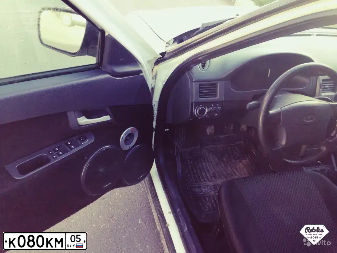 Фото автомобиля LADA 2170 PRIORA, 2009 — госномер Е509НУ95. Цвет: Белый