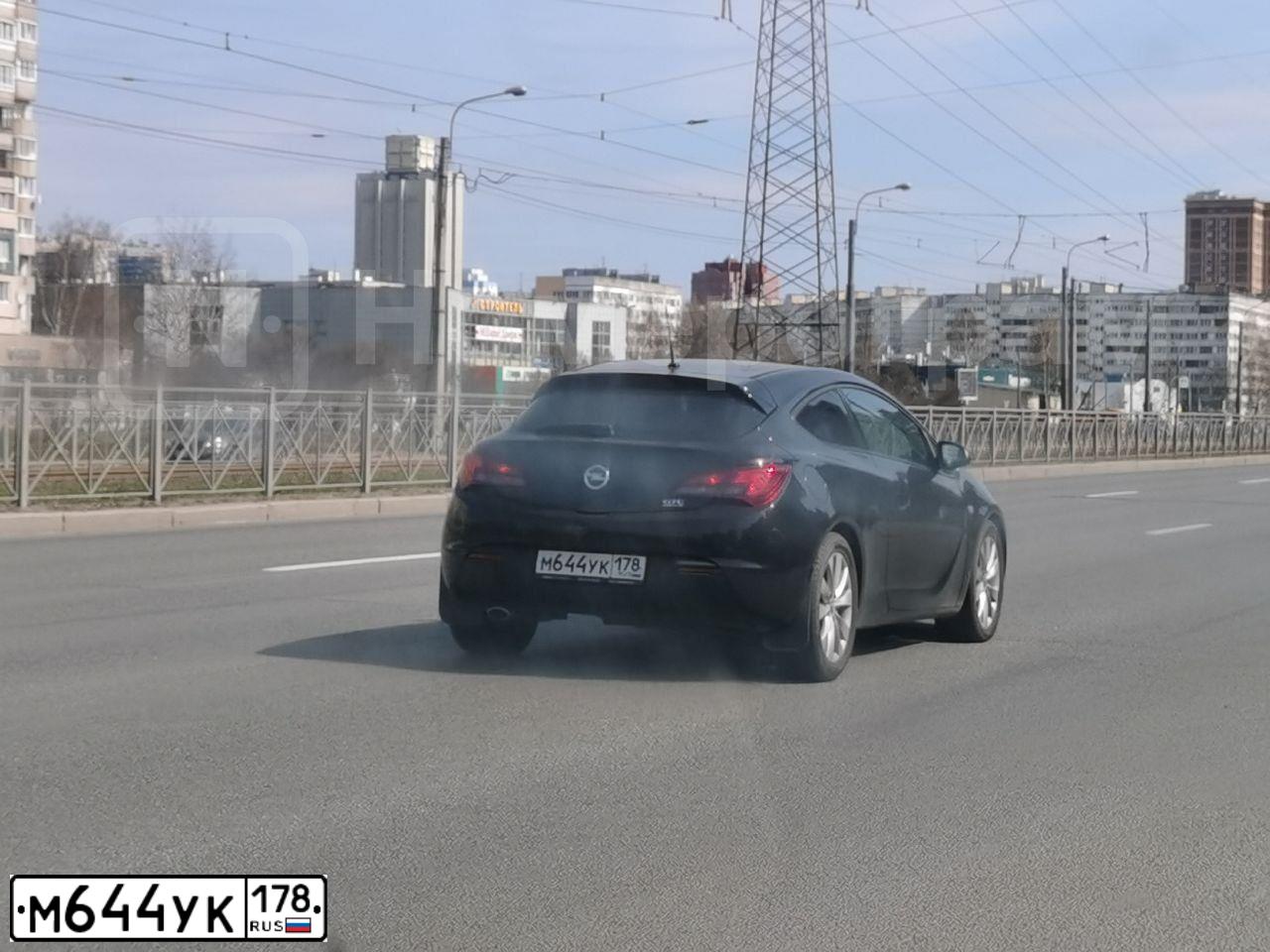 Фото автомобиля OPEL ASTRA, 2012 — госномер В622ОН796. Цвет: ЧЕРНЫЙ