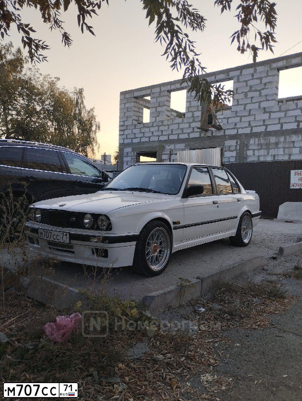 Фото автомобиля LADA 2107, 2010 — госномер М707СС71. Цвет: СВЕТЛО-СЕРЕБРИСТЫЙ МЕТАЛЛ