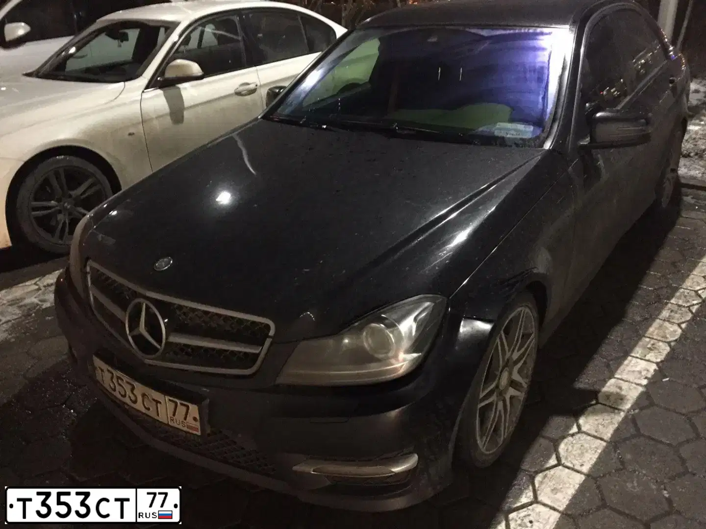 Фото автомобиля MERCEDES C-KLASSE, 2012 — госномер Р323НМ32. Цвет: ЧЕРНЫЙ