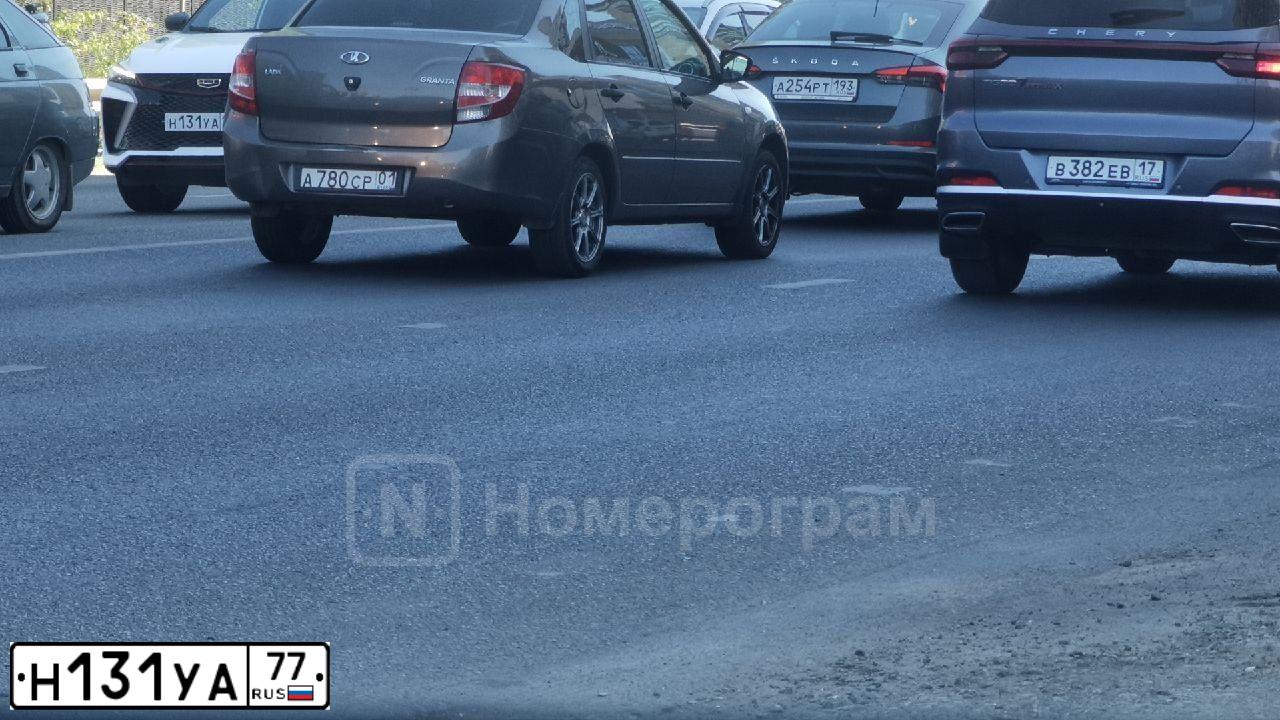 Фото автомобиля MITSUBISHI PAJERO SPORT, 2010 — госномер В129УМ750. Цвет: ЧЕРНЫЙ