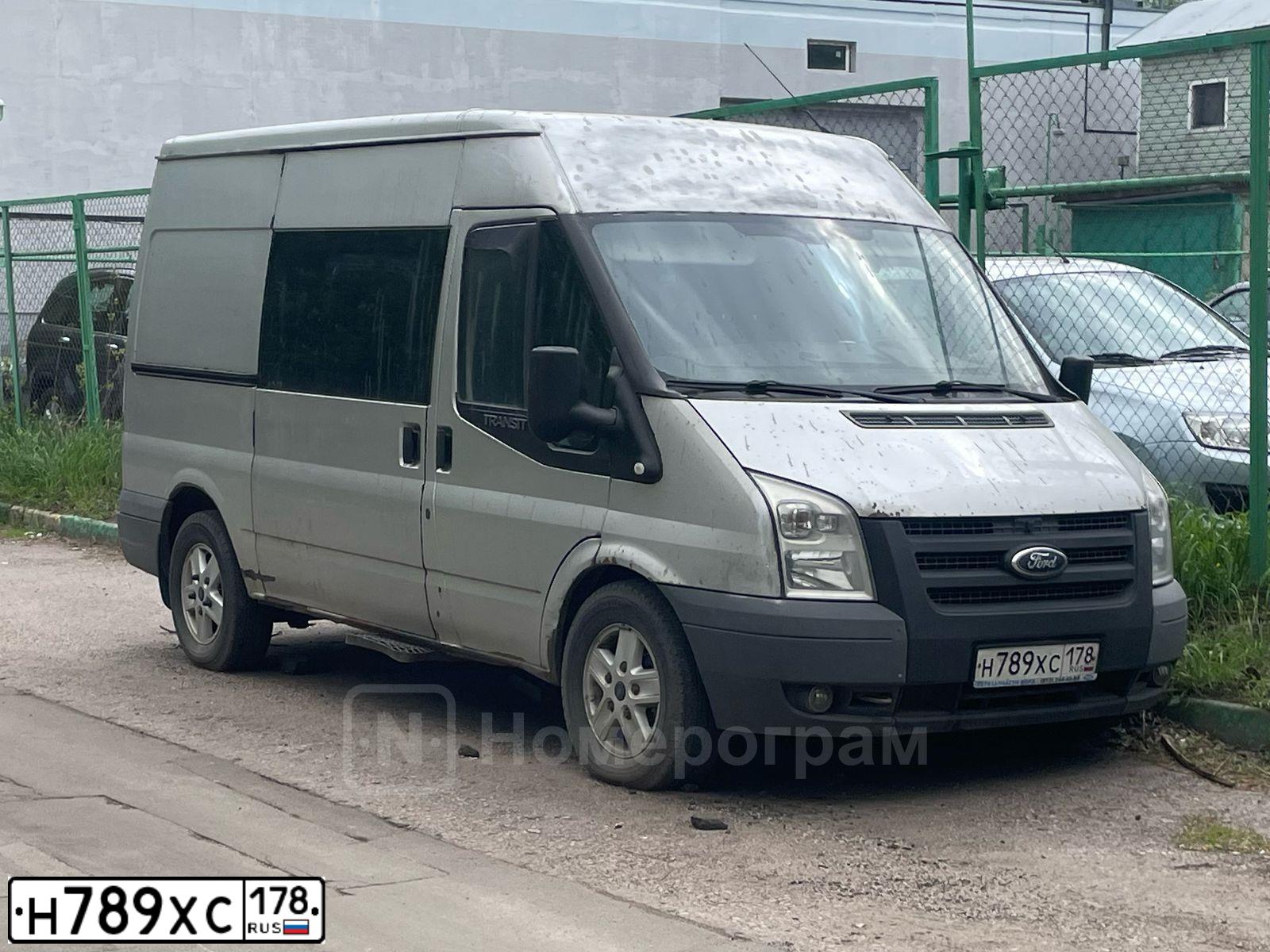 Фото автомобиля FORD TRANSIT, 2011 — госномер Н789ХС178. Цвет: Серебристый
