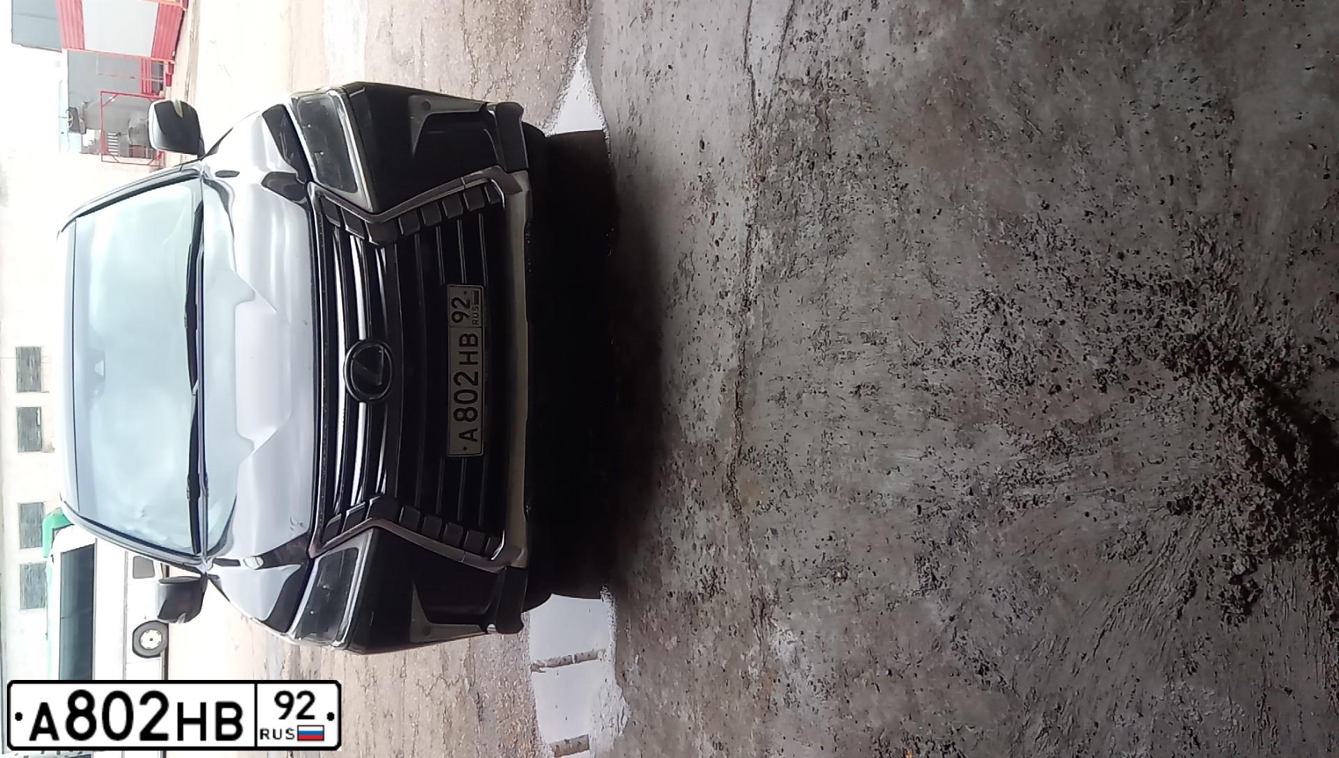 Фото автомобиля LEXUS LX450, 2016 — госномер В473ЕК92. Цвет: ЧЕРНЫЙ