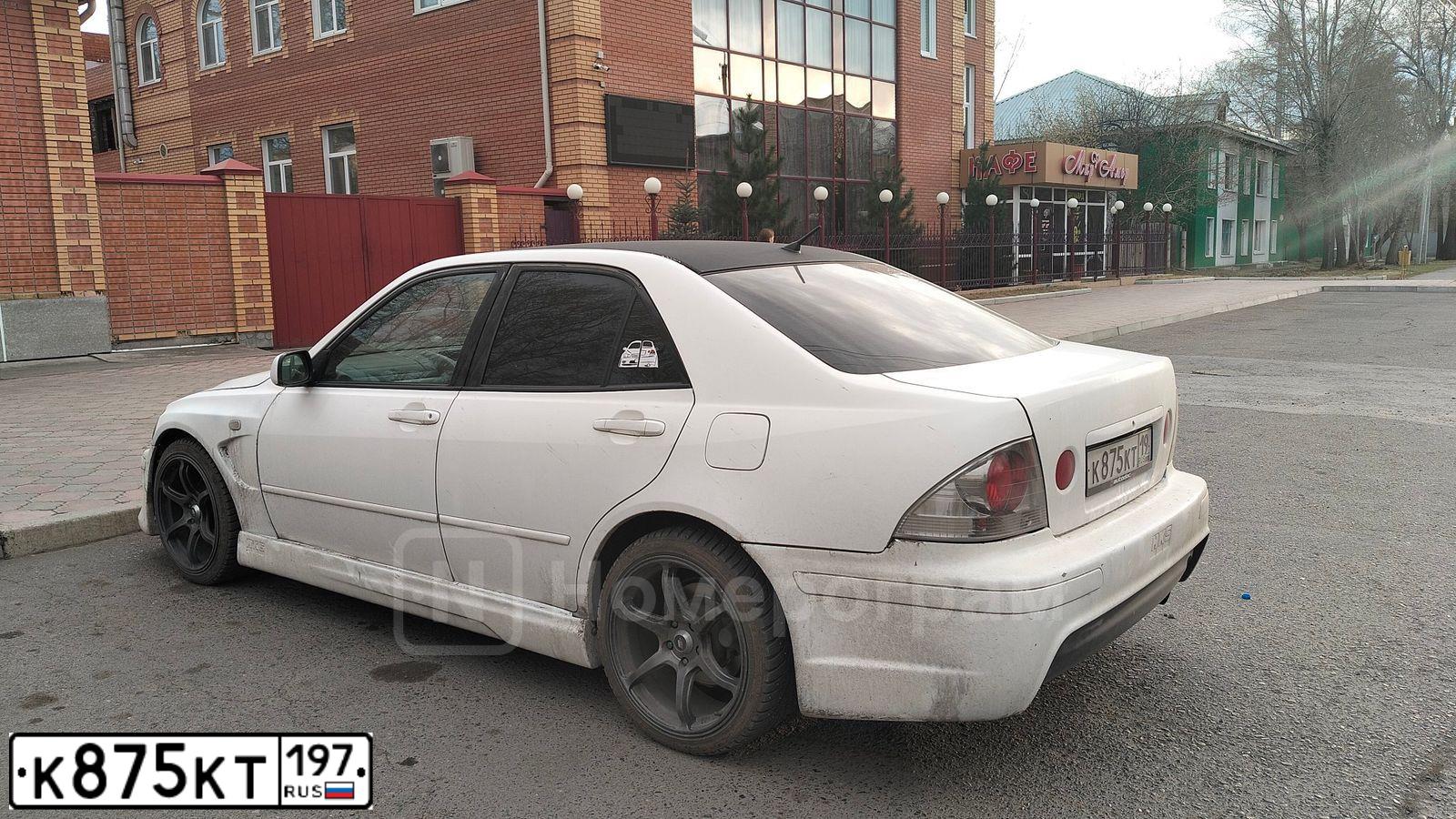 Фото автомобиля RENAULT MEGANE /GRAND/ SCENIC, 2004 — госномер В147АУ177. Цвет: СЕРО-БЕЖЕВЫЙ