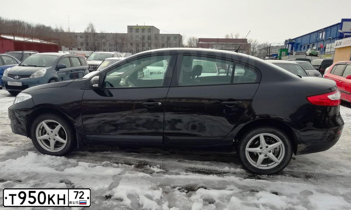 Фото автомобиля NISSAN NOTE, 2013 — госномер С906ЕН196. Цвет: Темно-синий
