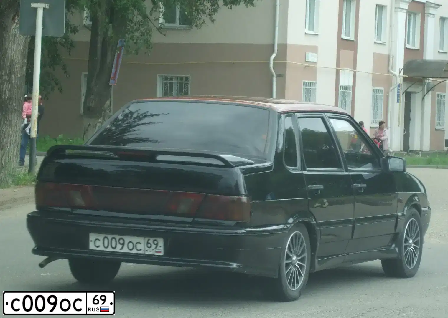 Фото автомобиля LADA 2115 SAMARA, 2003 — госномер С009ОС69. Цвет: ЧЕРНЫЙ