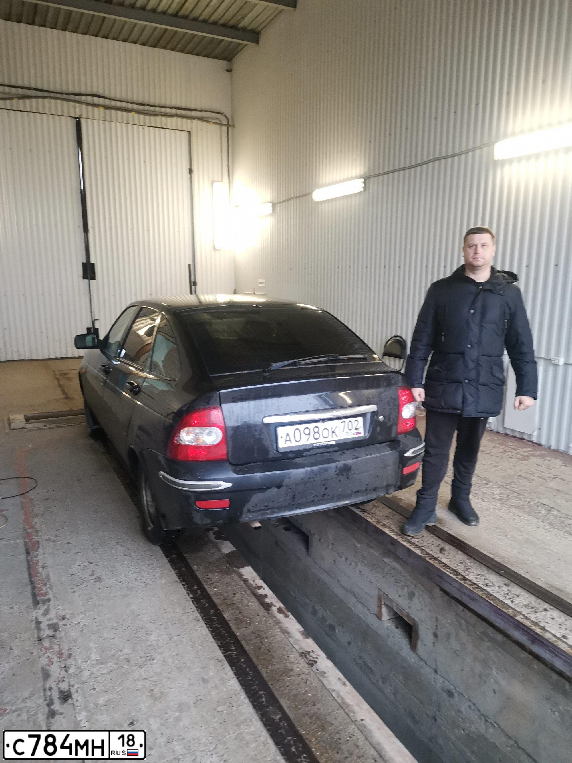 Фото автомобиля LADA 2172 PRIORA, 2008 — госномер А098ОК702. Цвет: СИНЕ-ЧЕРНЫЙ