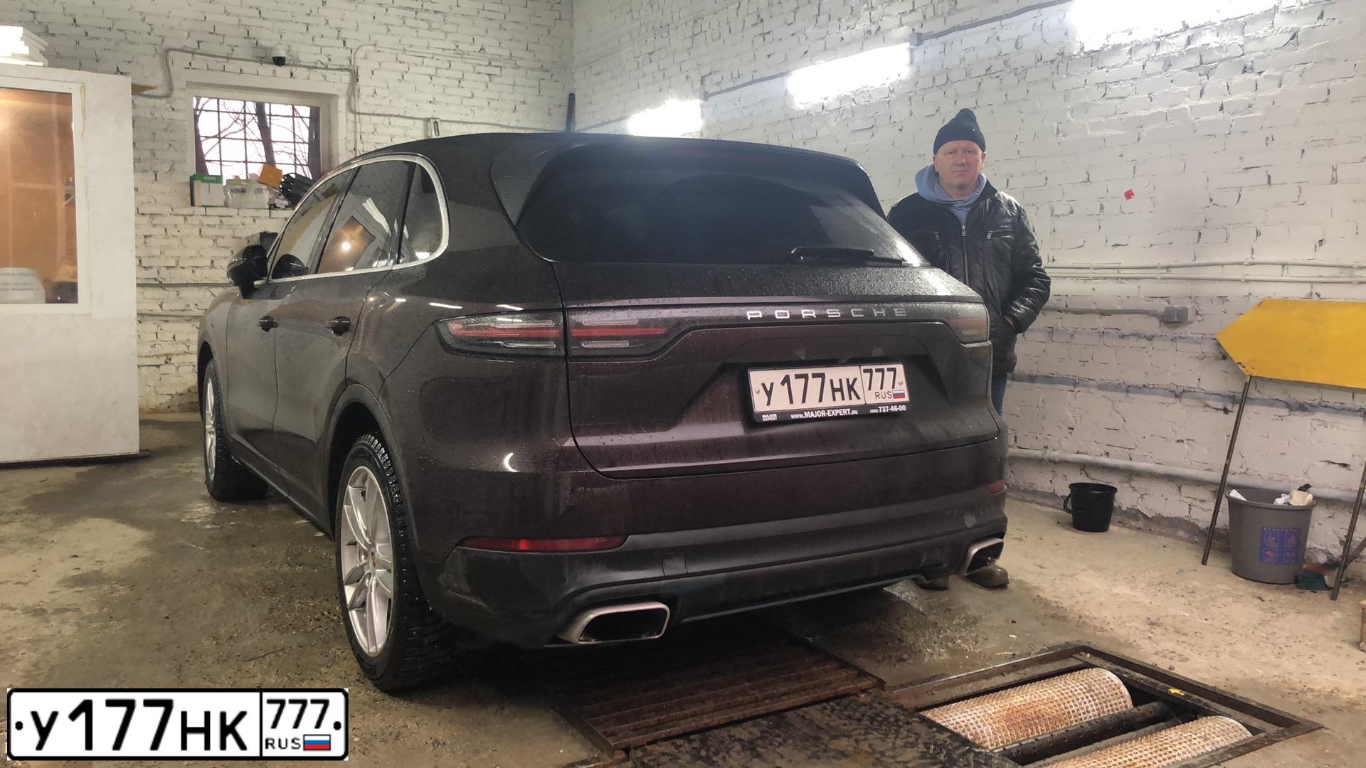 Фото автомобиля МЕРСЕДЕС-БЕНЦ S 500 4 MATIC, 2014 — госномер У952ВУ716. Цвет: Белый