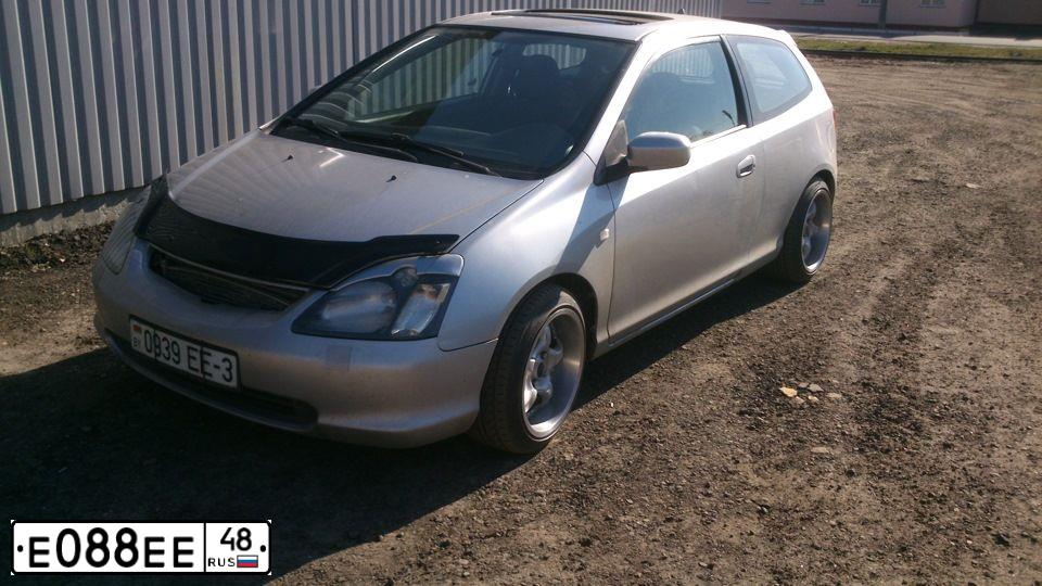 Фото автомобиля NISSAN PRIMERA, 2007 — госномер Е088ЕЕ48. Цвет: ЧЕРНЫЙ
