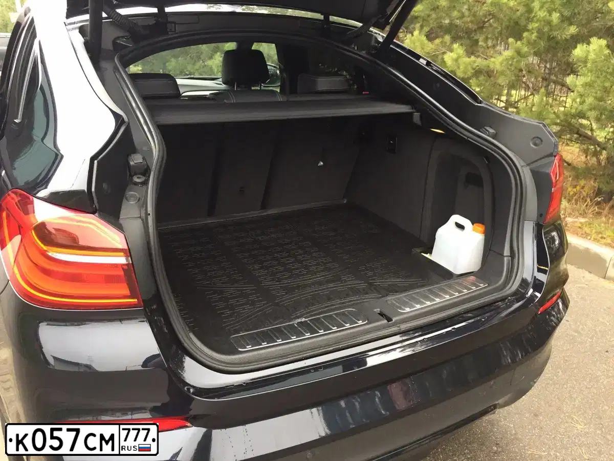 Фото автомобиля BMW X4, 2015 — госномер К057СМ777. Цвет: ЧЕРНЫЙ