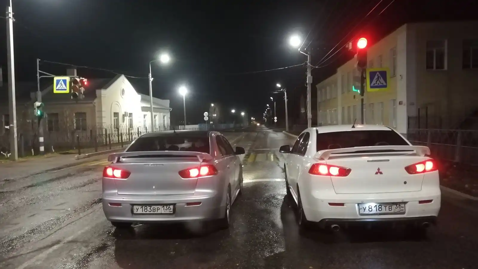 Фото автомобиля MITSUBISHI LANCER, 2008 — госномер У933ЕХ136