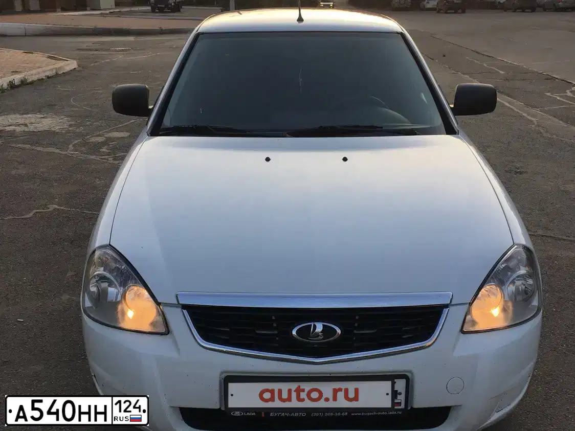 Фото автомобиля LADA PRIORA, 2016 — госномер Е323ВМ17