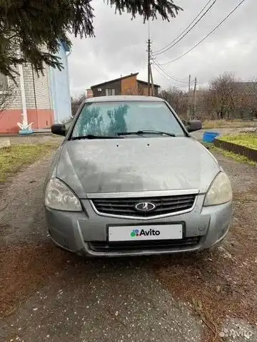 Фото автомобиля LADA 2170 PRIORA, 2010 — госномер О580РУ193. Цвет: СРЕДНИЙ СЕРО-ЗЕЛЕНЫЙ МЕТ