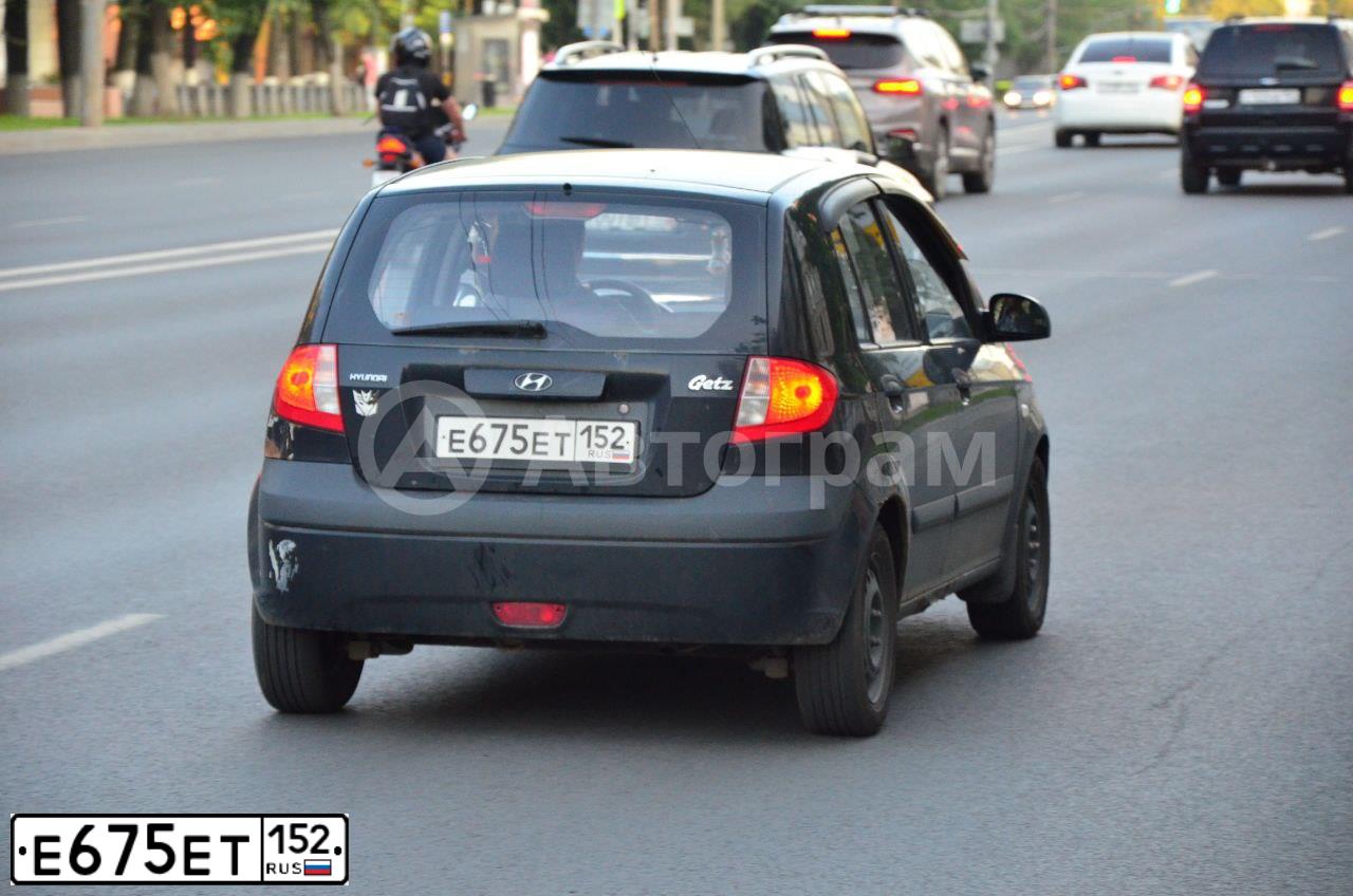 Фото автомобиля HYUNDAI GETZ, 2006 — госномер Е675ЕТ152. Цвет: ЧЕРНЫЙ