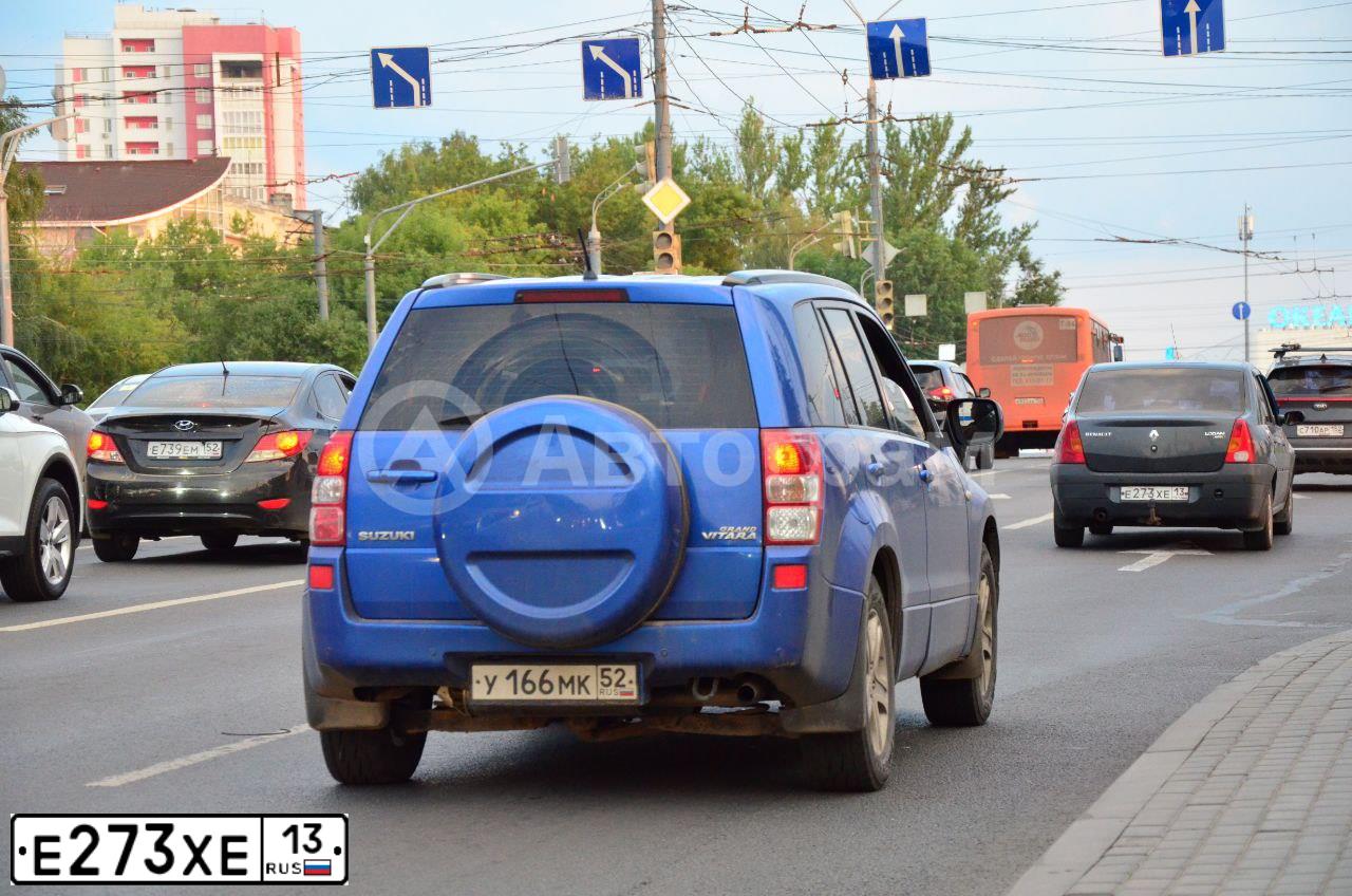 Фото автомобиля RENAULT T LOGAN, 2009 — госномер Е273ХЕ13. Цвет: ТЕМНО-СЕРЫЙ