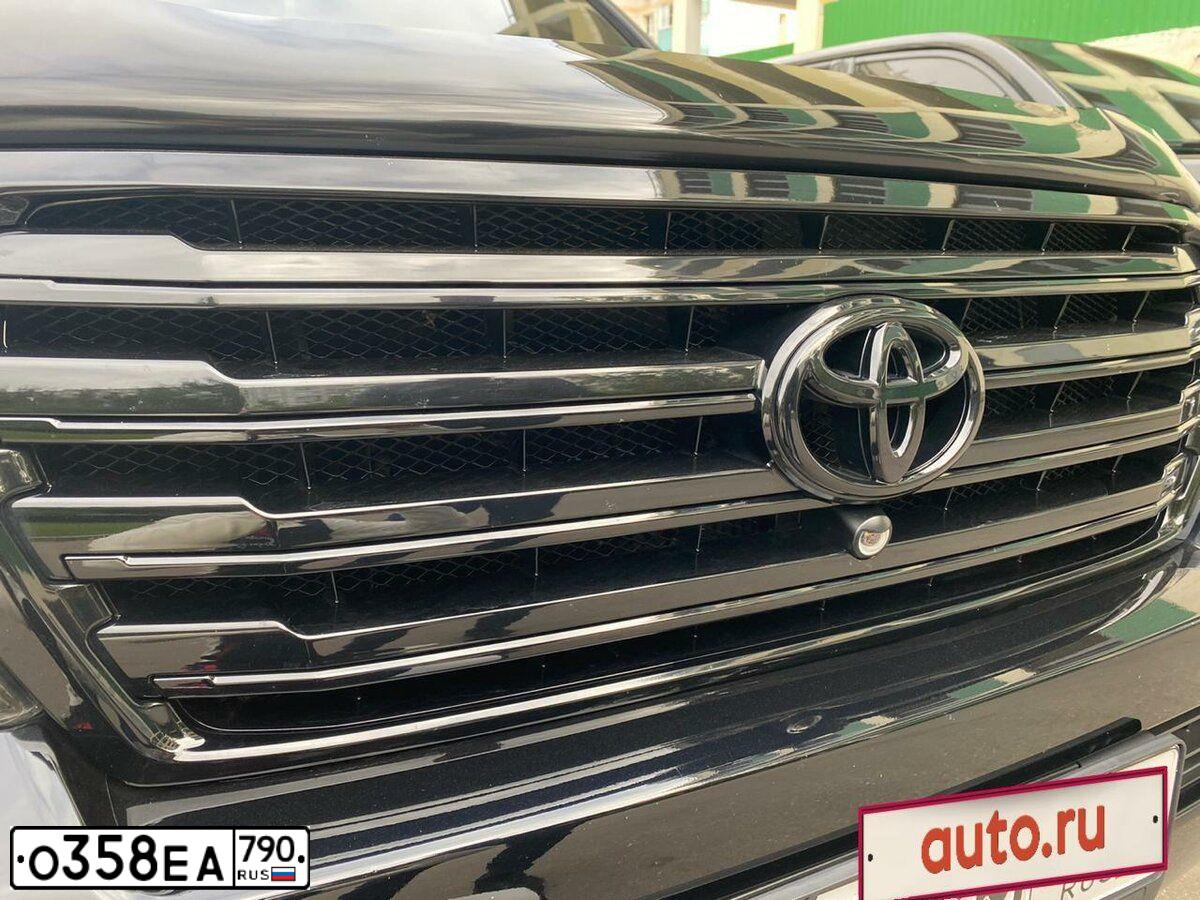 Фото автомобиля TOYOTA LANDCRUISER 200, 2014 — госномер А007СМ777. Цвет: ЧЕРНЫЙ