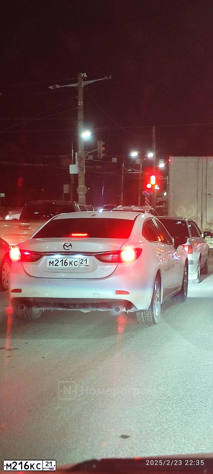 Фото автомобиля MAZDA 6, 2012 — госномер М216КС21. Цвет: Белый