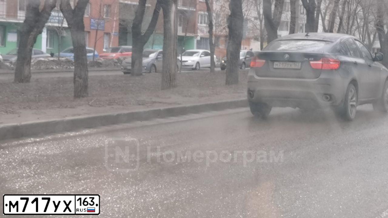 Фото автомобиля LADA 1118 KALINA, 2010 — госномер Т984ВА163. Цвет: ЧЕРНЫЙ