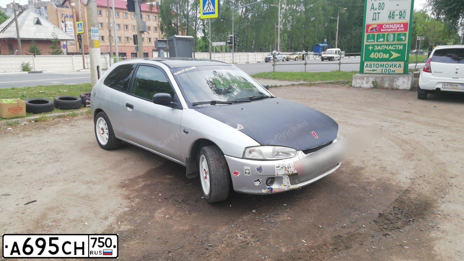 Фото автомобиля MITSUBISHI COLT, 2002 — госномер А257КЕ797. Цвет: Серебристый