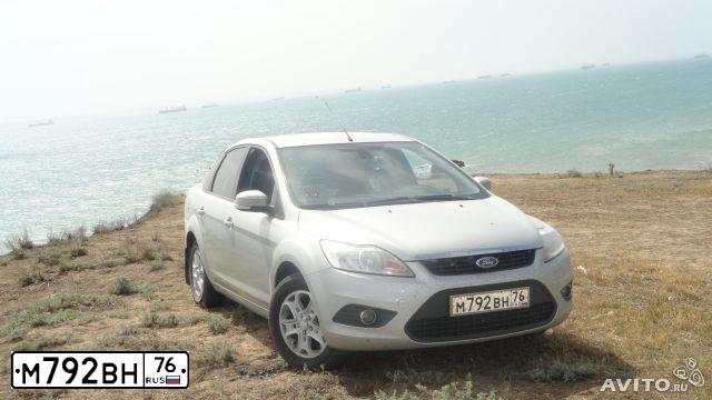 Фото автомобиля FORD FOCUS, 2008 — госномер М792ВН76. Цвет: СЕРЫЙ