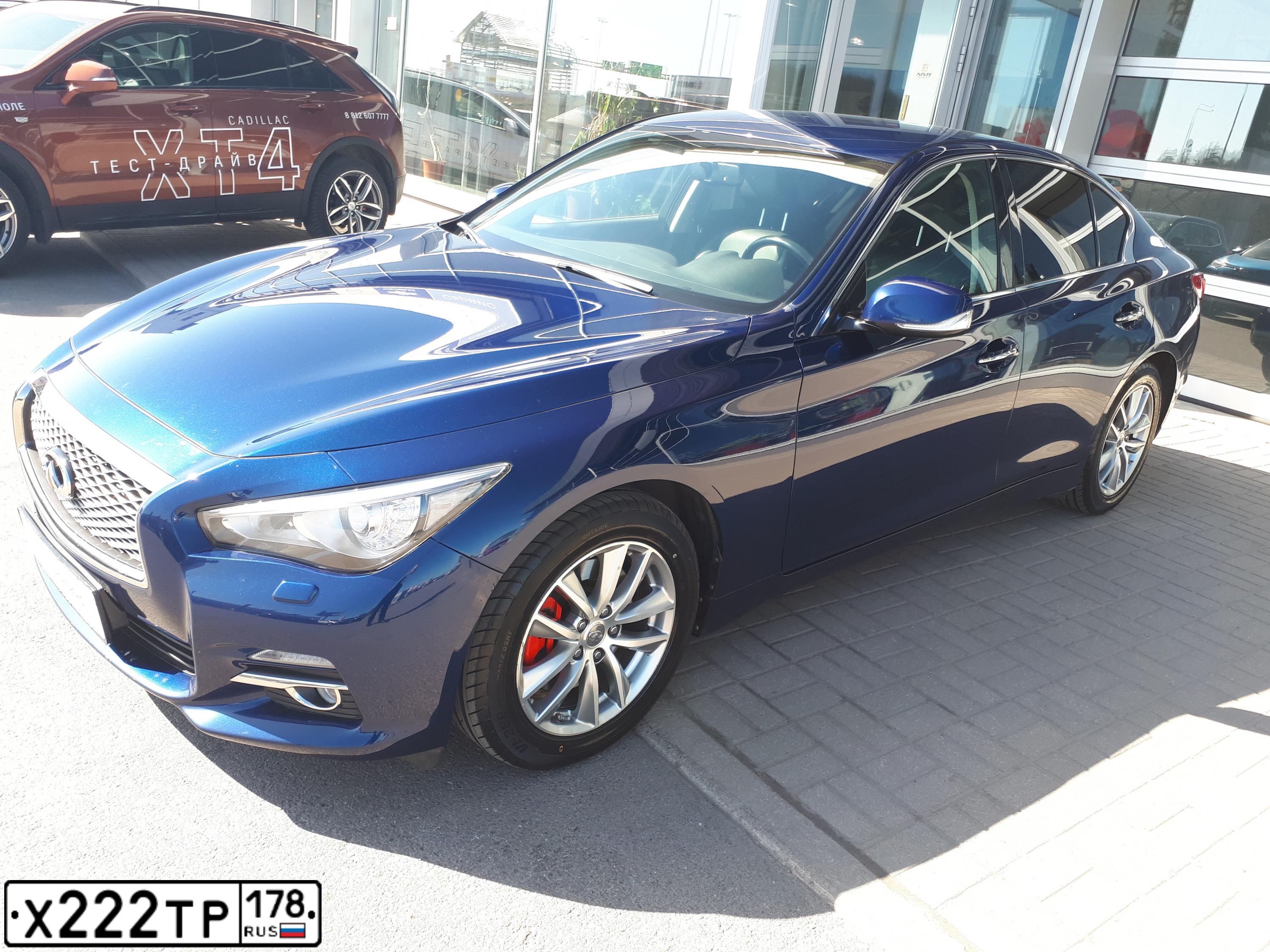 Фото автомобиля TOYOTA AVENSIS, 2011 — госномер С283АР178. Цвет: Серебристый