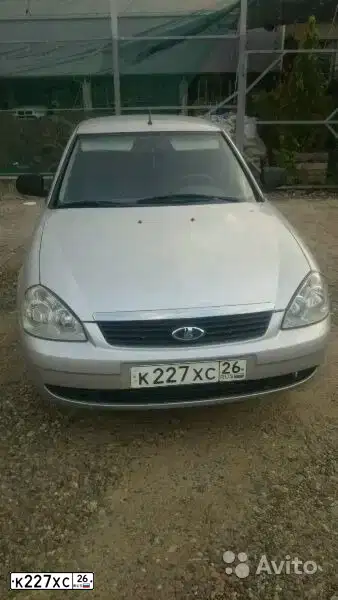 Фото автомобиля LADA 2170 PRIORA, 2012 — госномер К227ХС26. Цвет: СВЕТЛО-СЕРЕБРИСТЫЙ МЕТАЛЛ