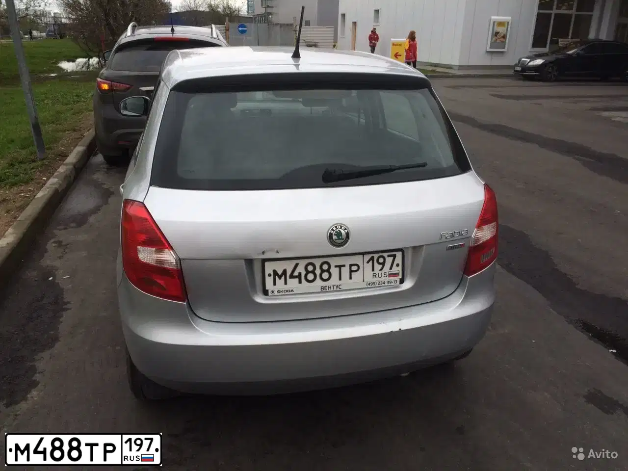 Фото автомобиля SKODA FABIA, 2012 — госномер М488ТР197. Цвет: Серебристый