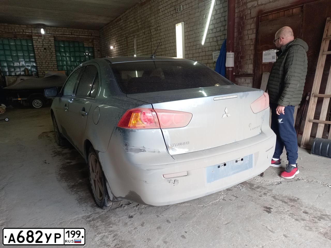 Фото автомобиля MITSUBISHI LANCER, 2008 — госномер М359НУ164. Цвет: СЕРО-ЗЕЛЕНЫЙ