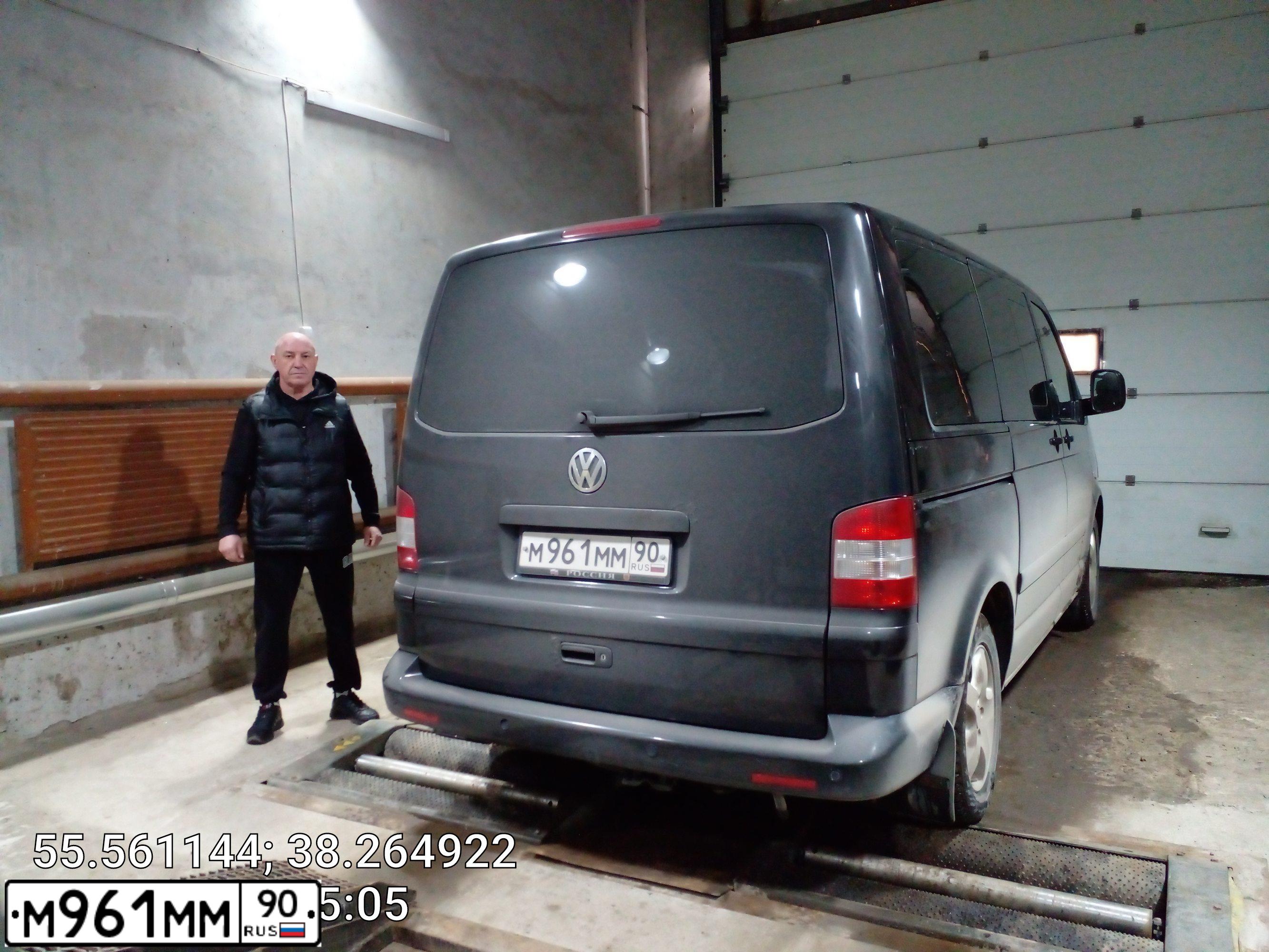 Фото автомобиля FORD FOCUS, 2007 — госномер А903СН750. Цвет: Серебристый