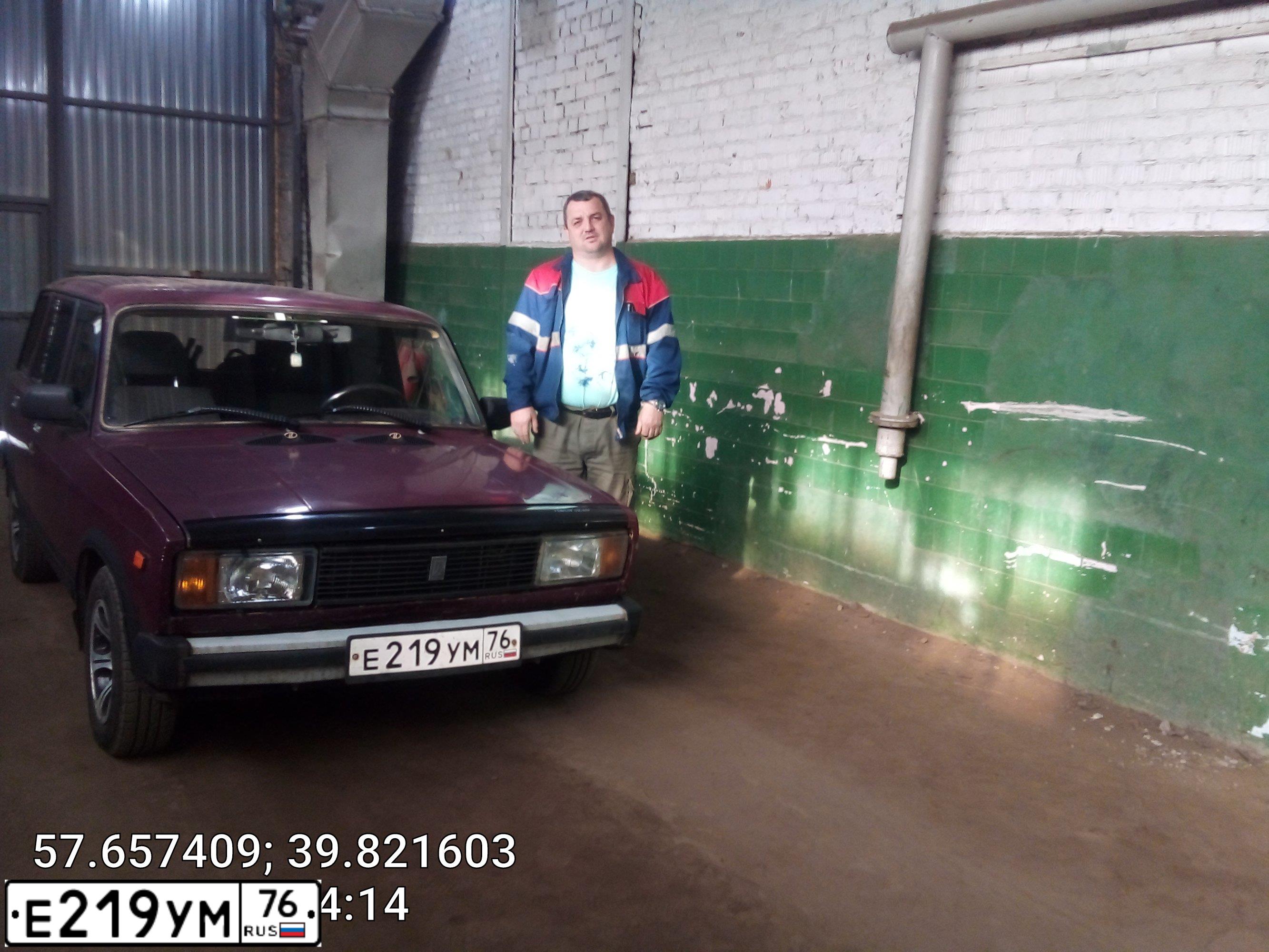 Фото автомобиля LADA 2104, 2001 — госномер Е219УМ76. Цвет: КРАСНЫЙ