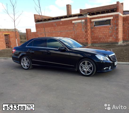 Фото автомобиля MERCEDES E-KLASSE, 2011 — госномер В533ВВ161. Цвет: ЧЕРНЫЙ