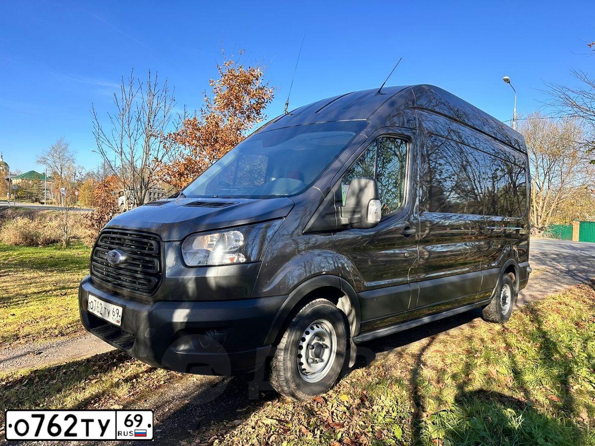 Фото автомобиля FORD TRANSIT, 2020 — госномер О762ТУ69. Цвет: СЕРЫЙ