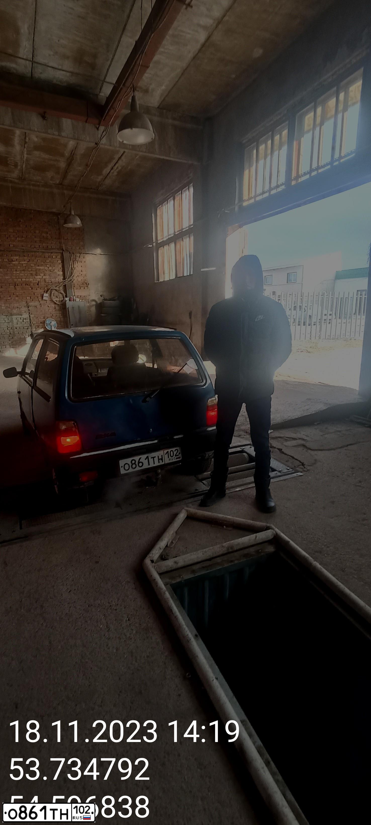 Фото автомобиля SEAZ OKA, 2002 — госномер М896АЕ702. Цвет: БАЛТИКА