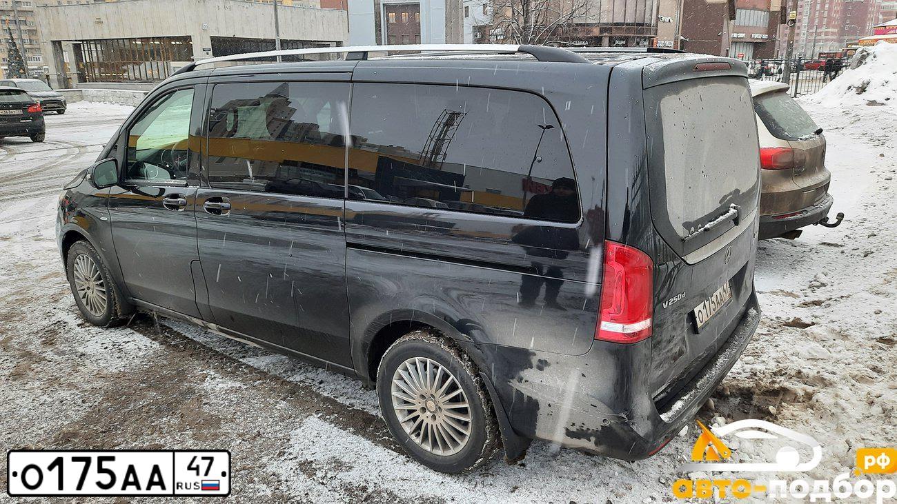 Фото автомобиля MERCEDES V-KLASSE, 2017 — госномер Х132ХЕ799. Цвет: ЧЕРНЫЙ