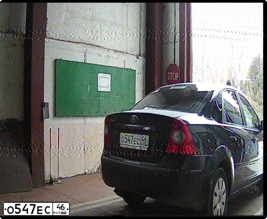 Фото автомобиля FORD FOCUS, 2005 — госномер О547ЕС46. Цвет: ЧЕРНЫЙ