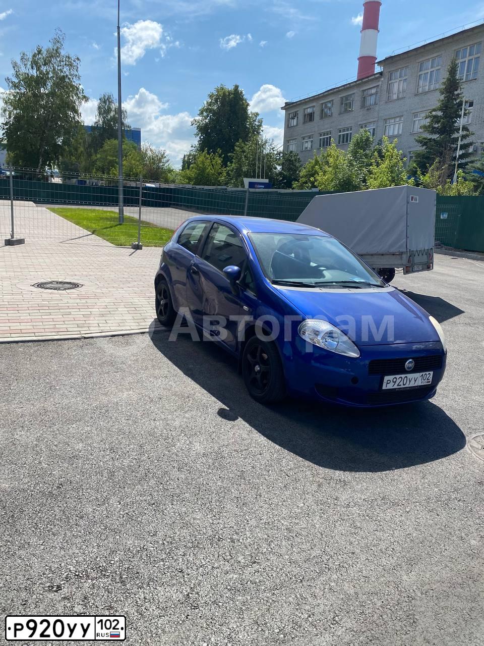 Фото автомобиля FIAT PUNTO, 2007 — госномер Р920УУ102. Цвет: СИНИЙ