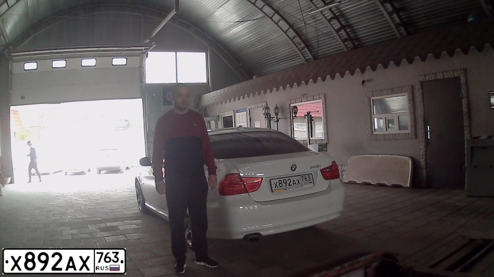 Фото автомобиля BMW SERIE 3, 2011 — госномер Х892АХ763. Цвет: Белый