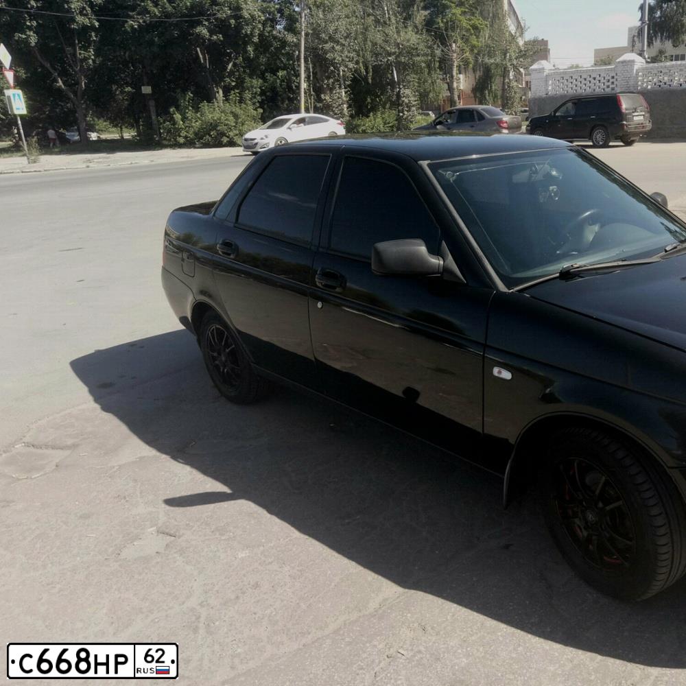 Фото автомобиля LADA 2170 PRIORA, 2008 — госномер С668НР62. Цвет: Сине-Черный