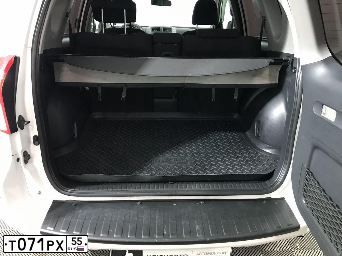 Фото автомобиля TOYOTA RAV4, 2012 — госномер Т071РХ55. Цвет: Белый
